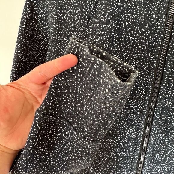 Lululemon Athletica Women’s Night View Scuba Full Zip Hooded Jacket - Picture 8 of 13